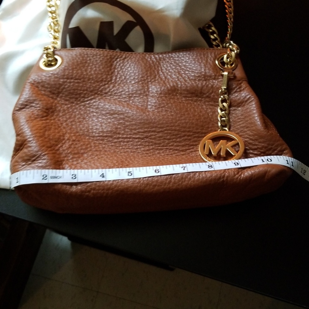 MICHAEL KORS.. - Picture 3 of 4